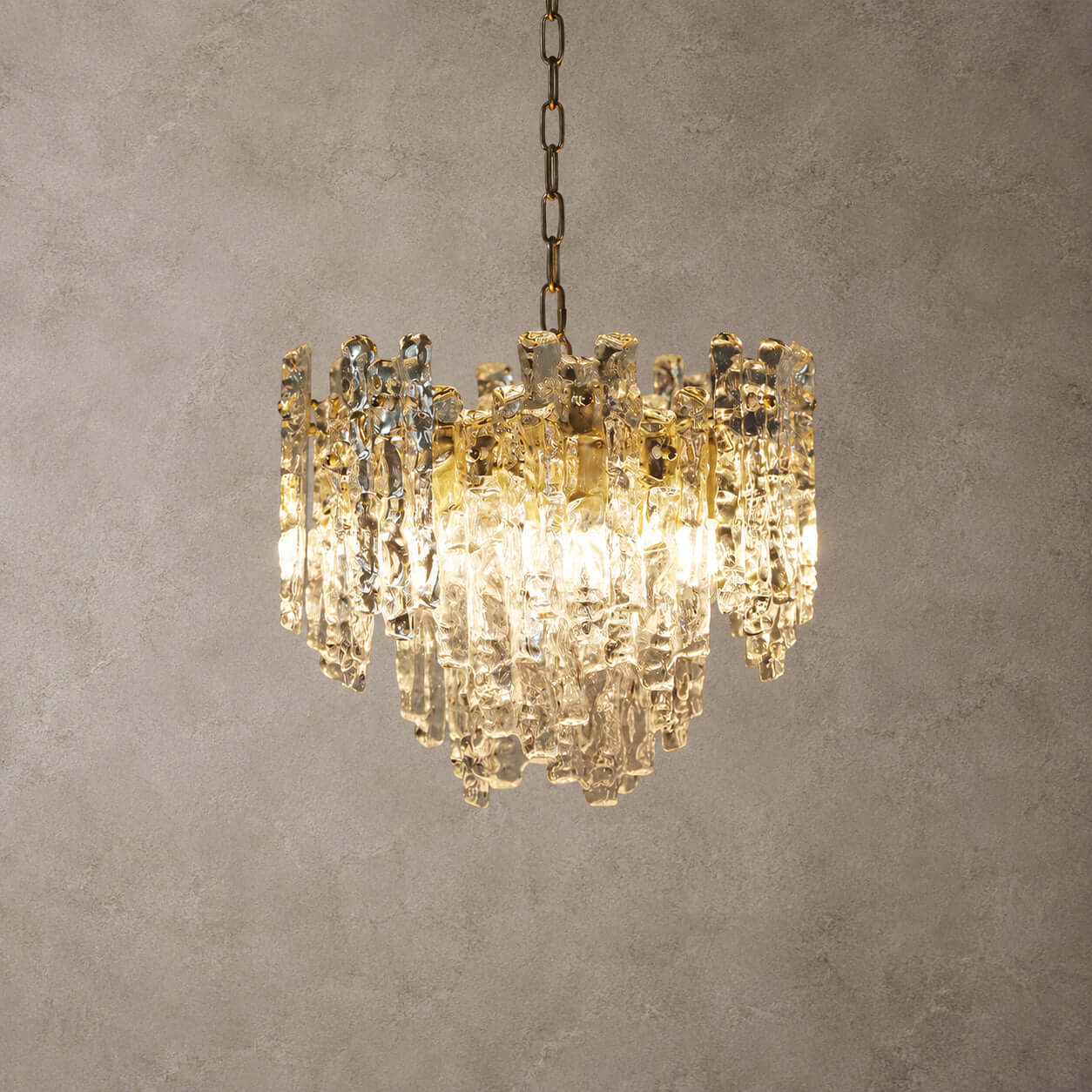 Aurevia Chandelier