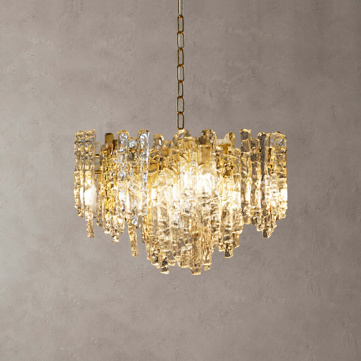 Aurevia Chandelier